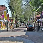 Prinsenhof # Twaalf Apartmán